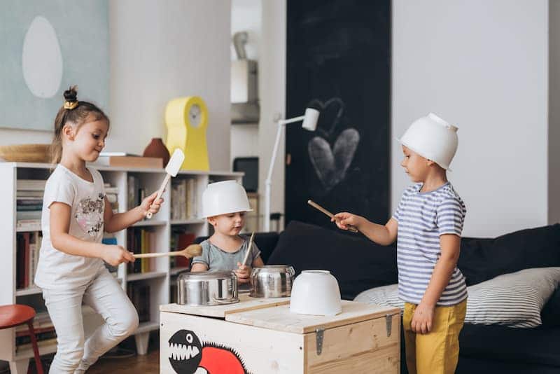 Mehrere Kinder spielen, wieviel Kinderlärm ist erlaubt?